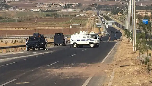 Diyarbakır'da polise bombalı saldırı girişimi