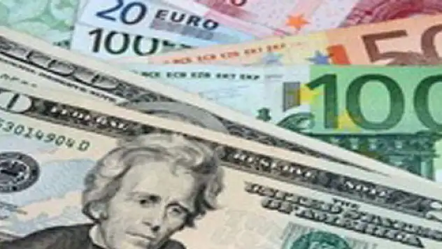 18 Eylül 2015 dolar ve euro ne kadar?