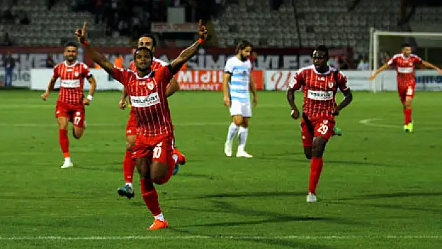 Samsunspor İkinci Yarı Açılıyor