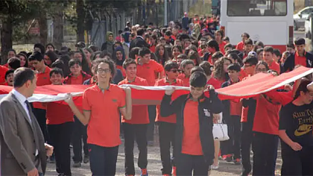 Öğrenciler ilk dersi Tabyalar'da yaptı