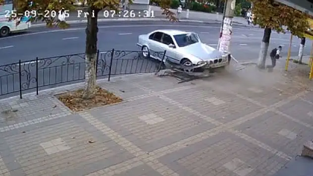 Ölümden saniyelerle kurtuldu