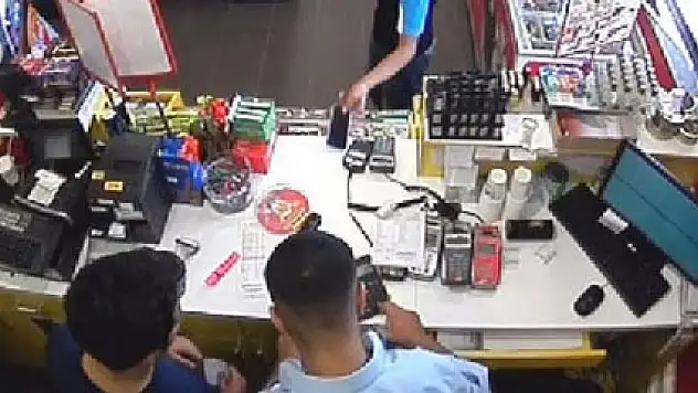 Denetimli serbestlikten yararlanıp hırsızlık yaptı