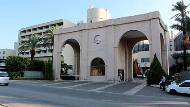 Ünlü otele haciz işlemi