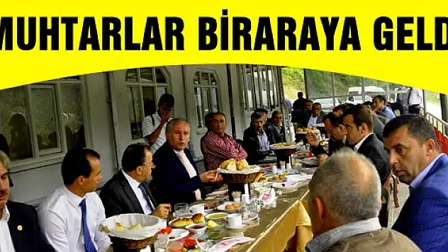 Ayvacık'lı Muhtarlar Toplantıda bir araya geldi