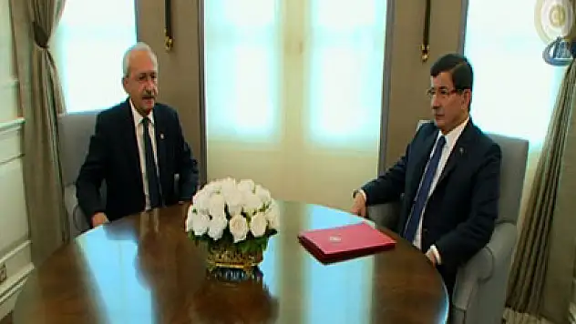 Davutoğlu ile Kılıçdaroğlu görüşmesi başladı