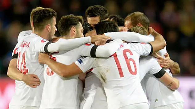 İzlanda karşısında 1 puan yetecek