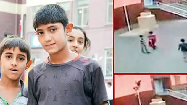 Bayrağı ağlayarak astım!