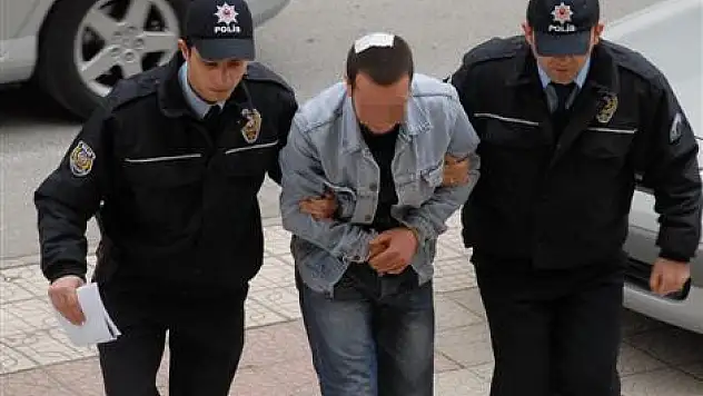 Düğünde tabancayla kan döken genç adliyeye sevk edildi