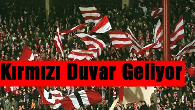 Kırmızı Duvar Geliyor