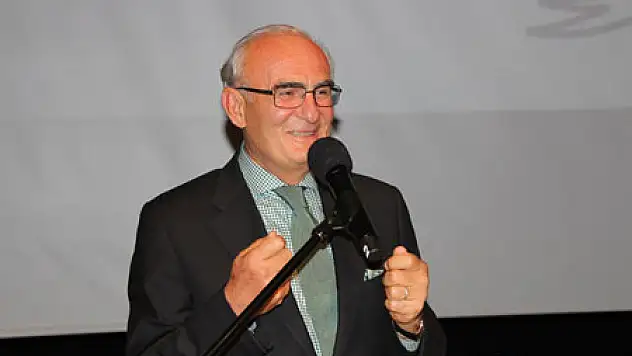 Yılmaz: 'Bilgiden Daha Önemli Bir Şey Var' 