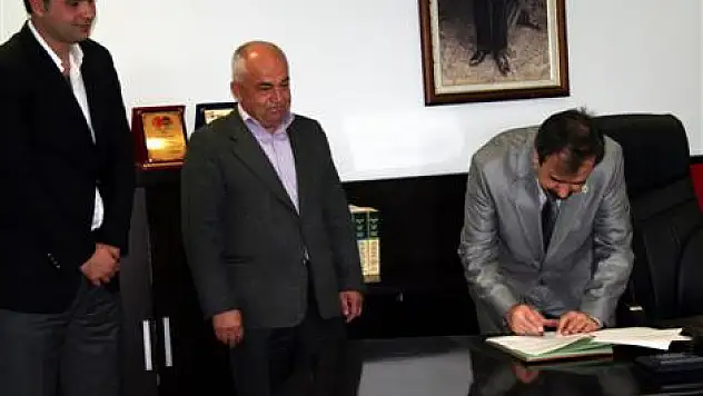 Tekkeköy'de bin kişilik kapalı spor salonu