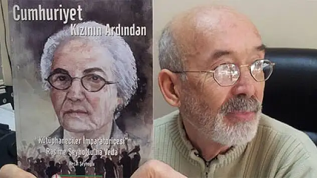 Kaybettiği annesinin kitabını yazdı