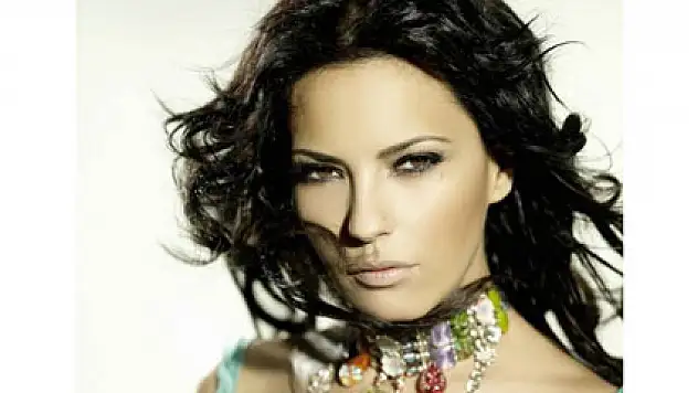 Yeşim Salkım kızını tuvalette dövdü mü?