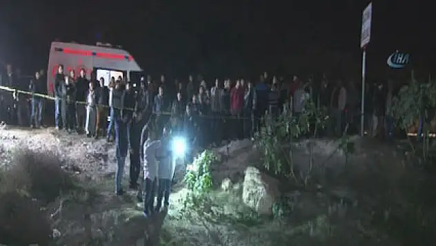 Deredeki cesedi 'kapalı gişe' izlediler