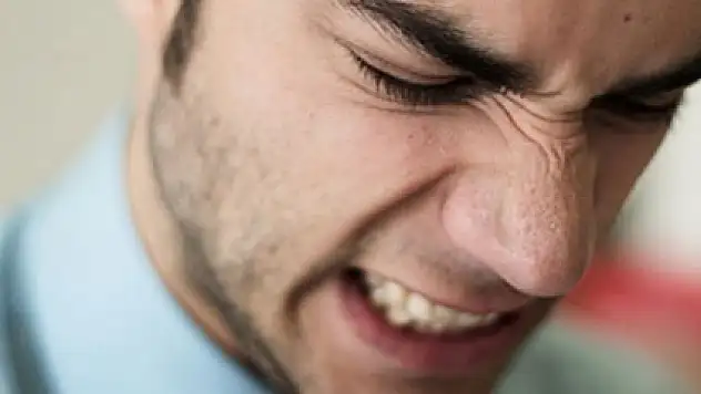 Kıskançlık neyin işaretidir?