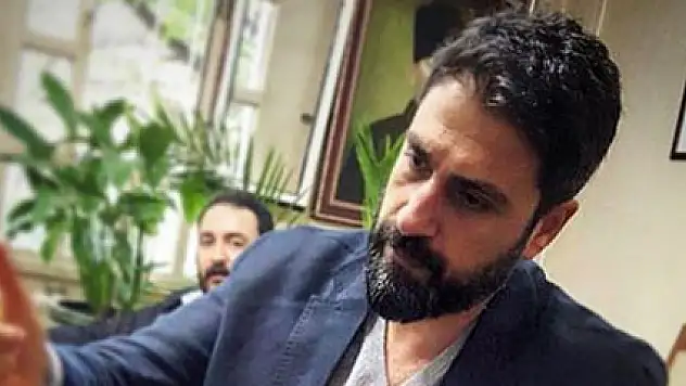 Erhan Çelik'ten Barcelona tweeti