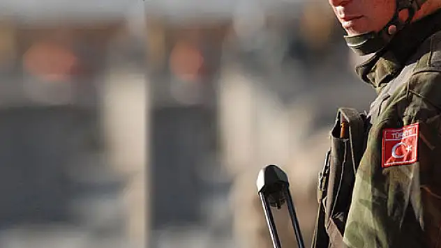 Mardin'de askeri araç kaza yaptı: 10 yaralı