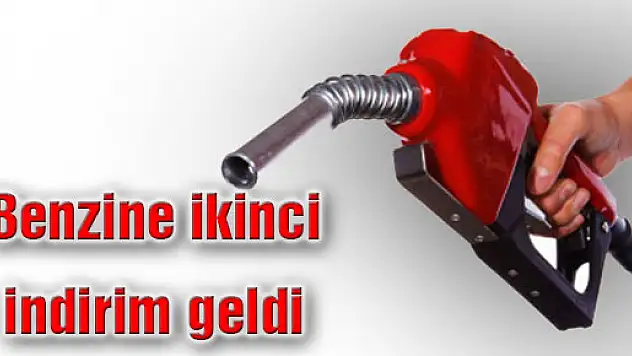 Benzine ikinci indirim geldi