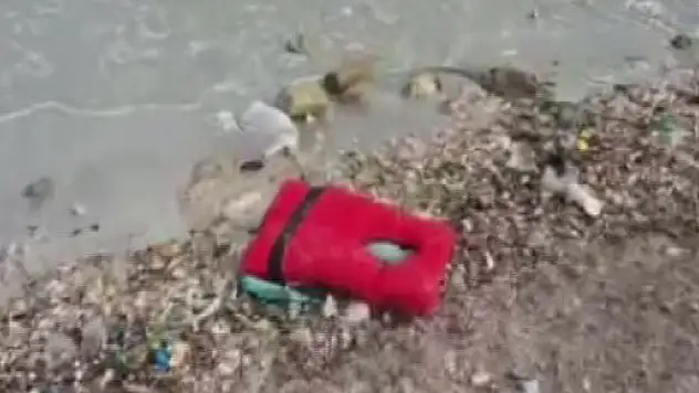 Çeşme'de 2'si çocuk 3 ceset daha bulundu