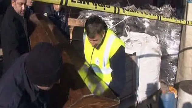 'İyi bir evlat olamadım' diye not bırakıp kendini astı