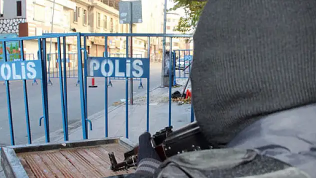 14 general, 10 bin askerle büyük operasyon