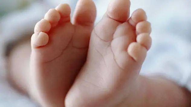 Annesiyle uyuyan 6 aylık bebek uyanamadı