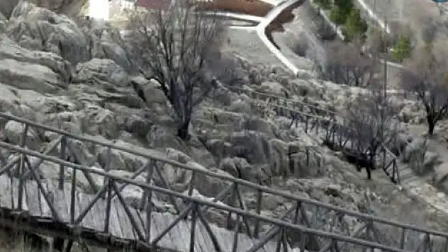 Peygamber makamına giden köprüyü yaktılar