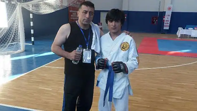 17 yaşındaki Türkiye şampiyonu kaza kurşunu ile öldü