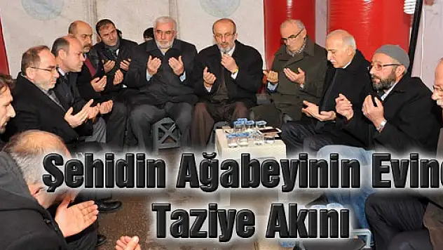 Şehidin Ağabeyinin Evine Taziye Akını