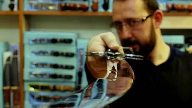 Ertuğrul kılıçları yok satıyor