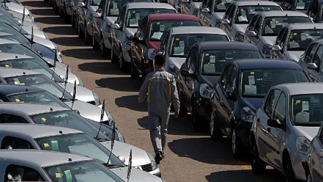 Otomotivde çifte rekor!