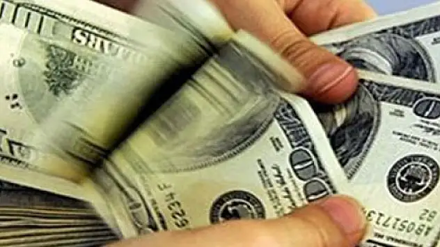 Dolar patlamayla hareketlendi