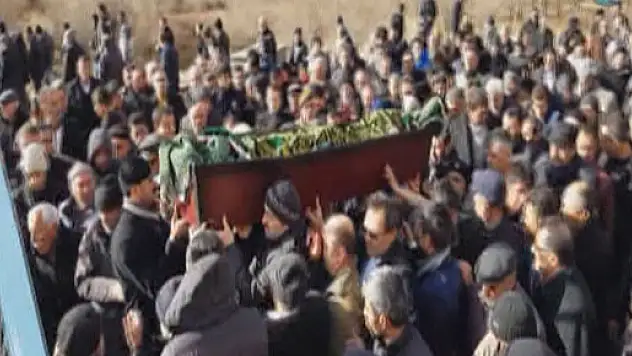 Torununun acısına daha fazla dayanamadı!