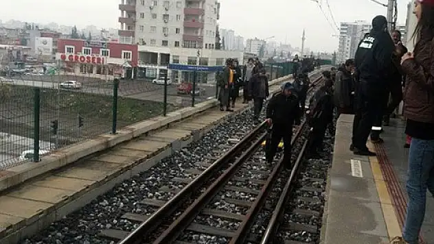 Metro bozuldu, raylar İstiklal Caddesi'ne döndü