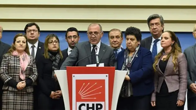 CHP o akademisyenlere sahip çıktı