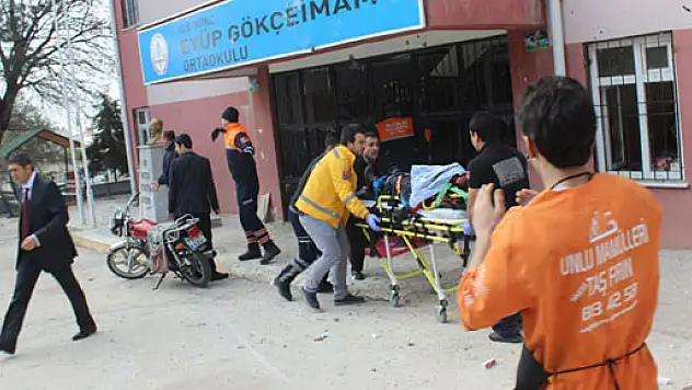 Kilis'te okulda patlama: 1 ölü 2 yaralı