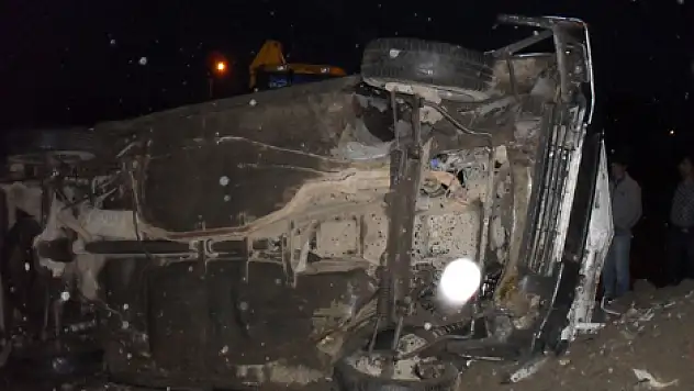 2 AYRI KAZA 5 YARALI