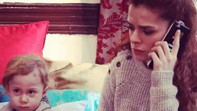 Özge Özpirinçci'ye 'Solo Türk' uyarısı