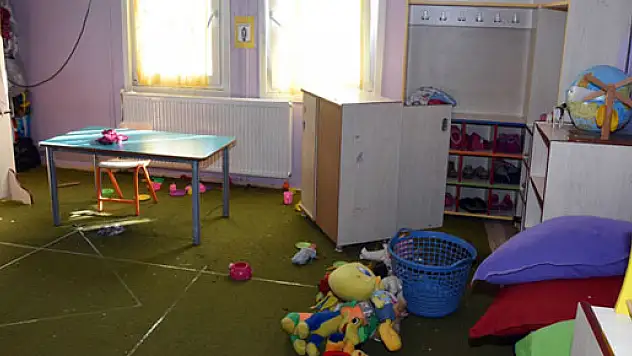 Hainler yine okulu hedef aldı!