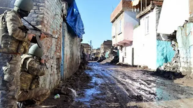 Sur'daki çatışmaları Alman ajanlar tezgahlamış