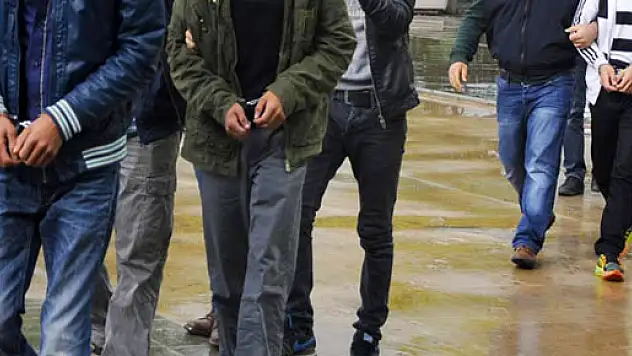 Diyarbakır'da 'özyönetim' soruşturması: 16 gözaltı