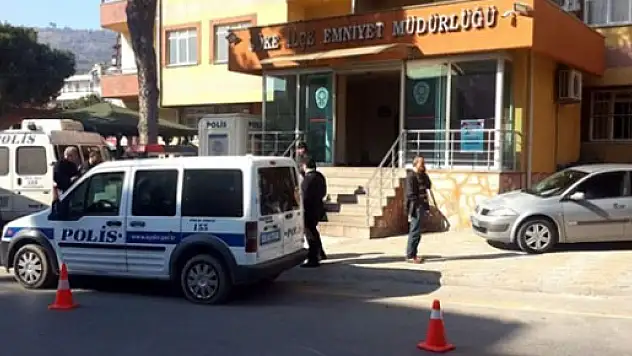 Eylem hazırlığındaki 2 terörist otogarda yakalandı