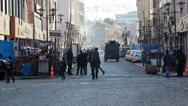 Sur'da 9 mahallede yasak kaldırıldı