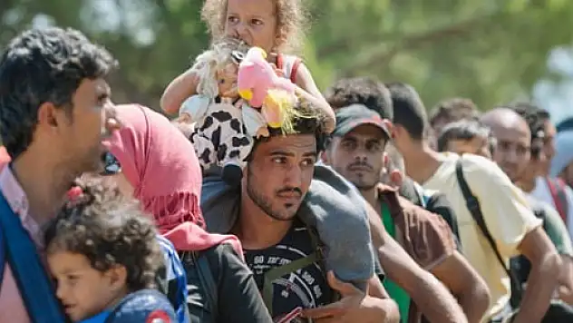 5 bin mülteci genç Almanya'da kayboldu