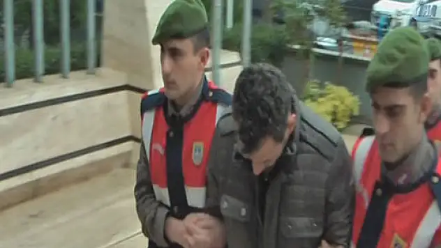 10 sene sonra ehliyet için parmak izi verince yakalandı