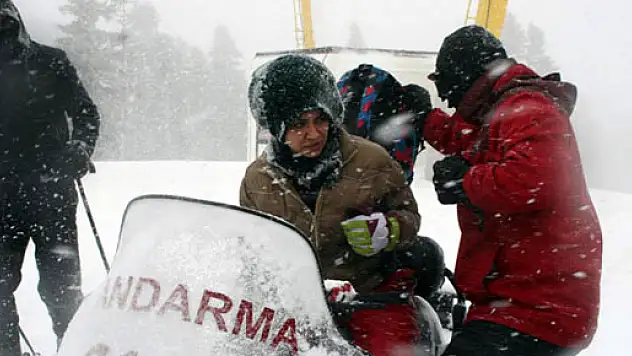 Genç kızın imdadına JAK ekibi yetişti