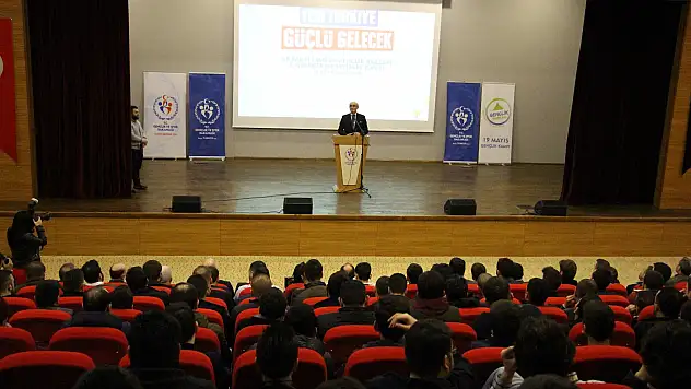 Başkan Yılmaz'dan Havaalanına Raylı Sistem Müjdesi