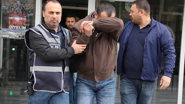 Evlerden Milyonluk Hırsızlığa 2 Gözaltı