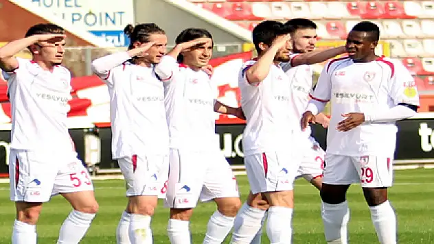 ADANASPOR VE SAMSUNSPOR 46. RANDEVUYA ÇIKIYOR