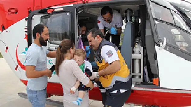 AMBULANS HELİKOPTER 20 AYLIK BEBEK İÇİN HAVALANDI